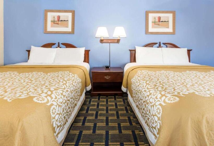 ホテル Days Inn By Wyndham Plymouth