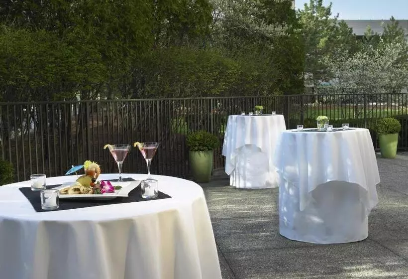 ホテル Detroit Marriott Livonia