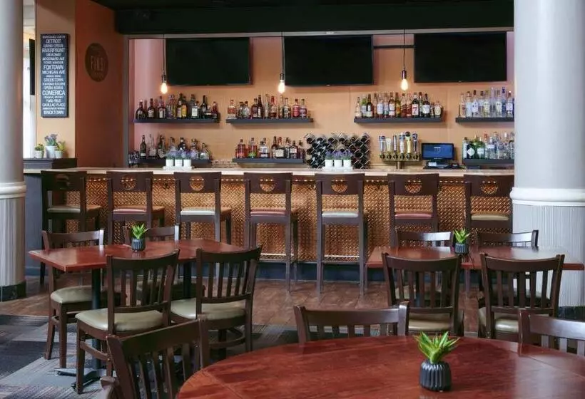 ホテル Detroit Marriott Livonia