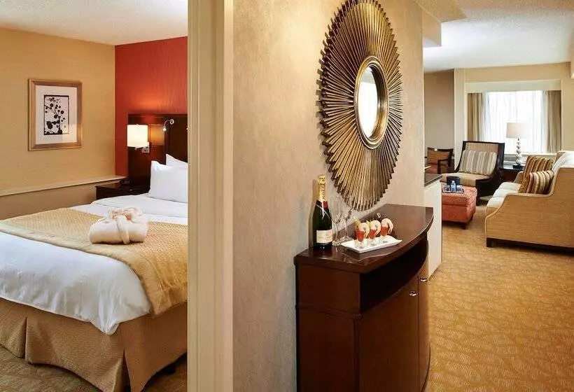 ホテル Detroit Marriott Livonia
