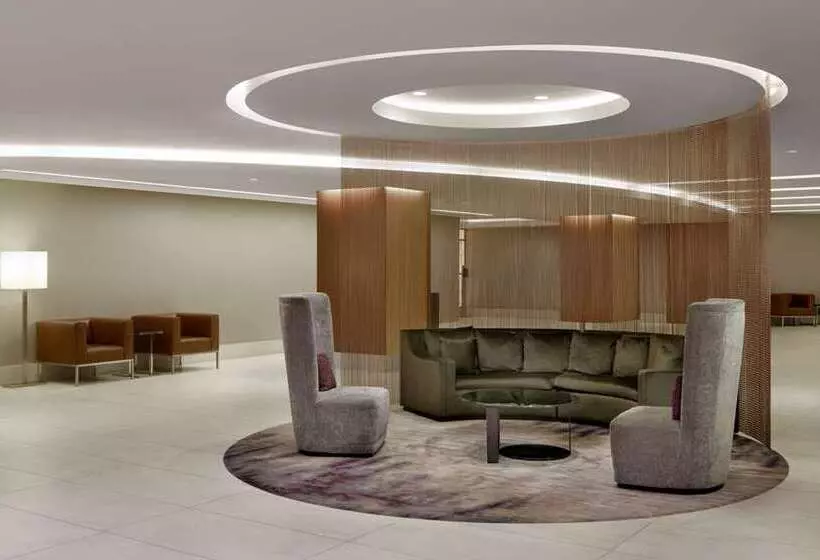 Отель Hilton Washington Dc National Mall The Wharf