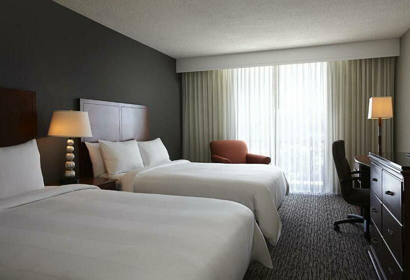 Szálloda Key Bridge Marriott