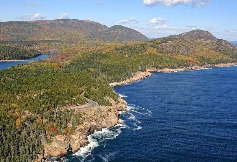 בית מלון כפרי Kimball Terrace Inn