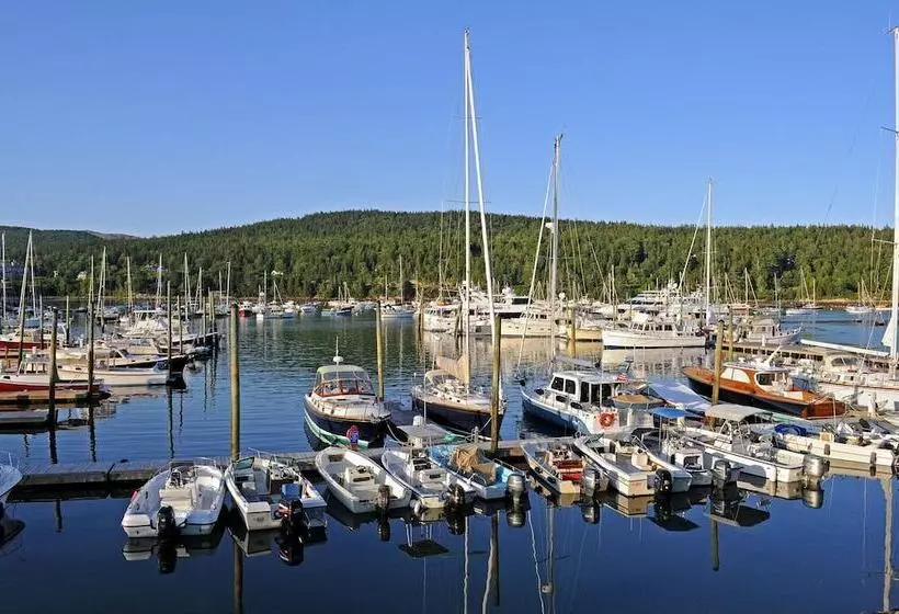 בית מלון כפרי Kimball Terrace Inn