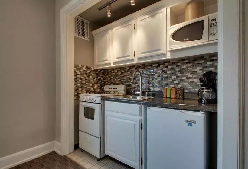 호텔 Knickerbocker On The Lake