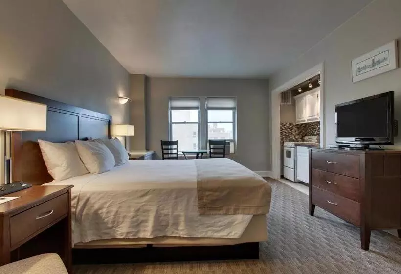 호텔 Knickerbocker On The Lake