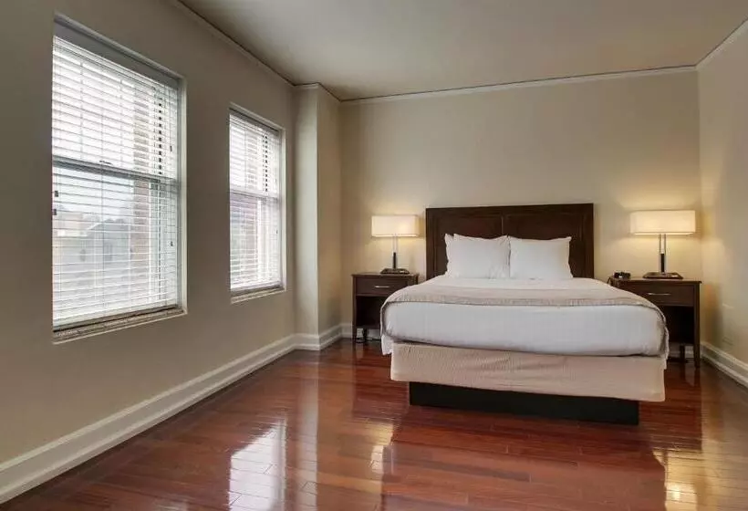 호텔 Knickerbocker On The Lake