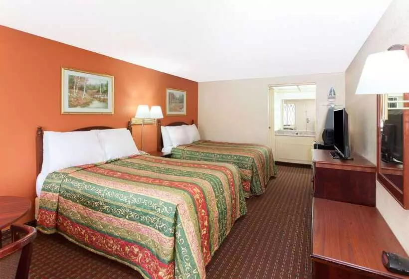 فندق Knights Inn Tucker