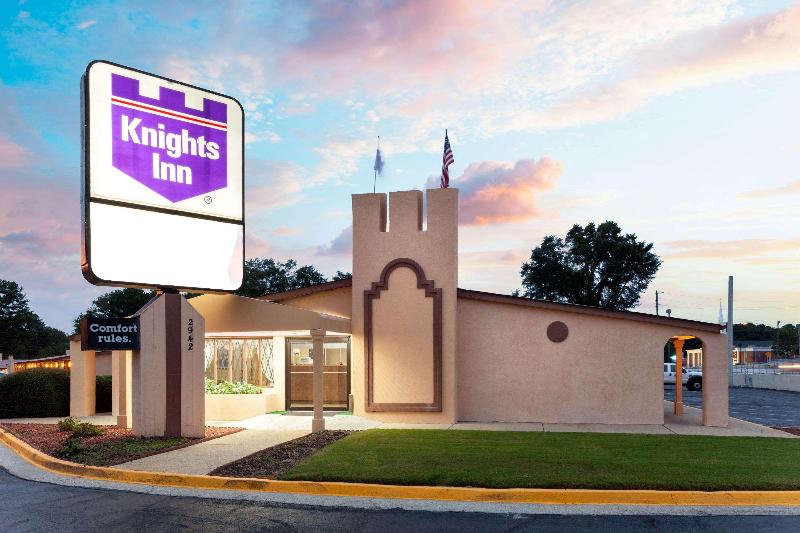 酒店 Knights Inn Tucker