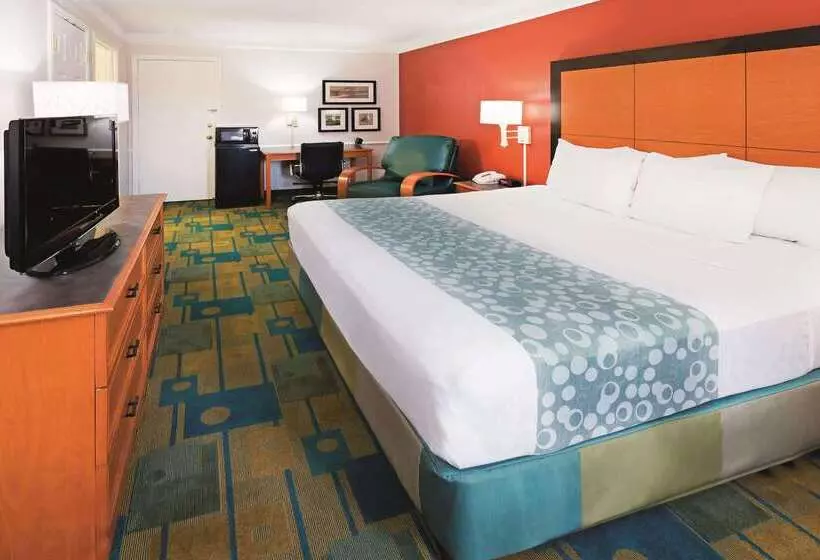 酒店 La Quinta Inn By Wyndham Corpus Christi North