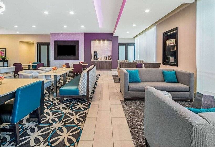 ホテル La Quinta By Wyndham Mcallen La Plaza Mall