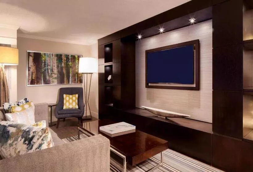 هتل Marriott Raleigh Durham Research Triangle Park