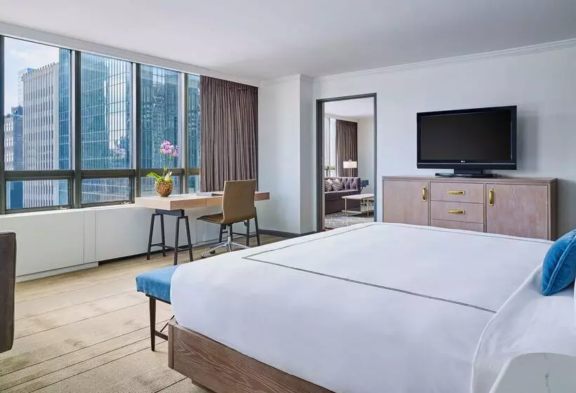 The Marquette Hotel, Curio Collection By Hilton