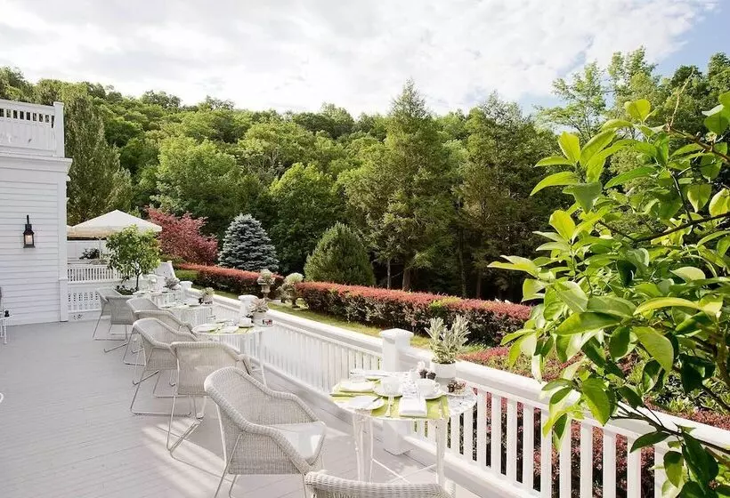 فندق The Mayflower Inn & Spa, Auberge Resorts Collection