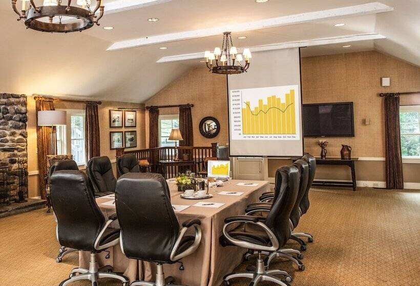 فندق The Mayflower Inn & Spa, Auberge Resorts Collection