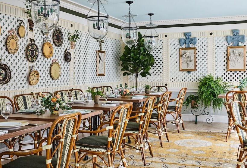 فندق The Mayflower Inn & Spa, Auberge Resorts Collection