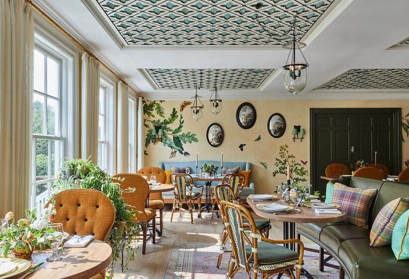 فندق The Mayflower Inn & Spa, Auberge Resorts Collection