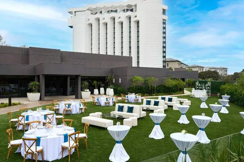 호텔 Vea Newport Beach, A Marriott Resort & Spa