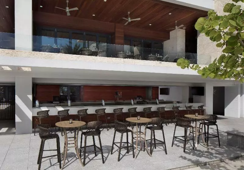 فندق Zota Beach Resort