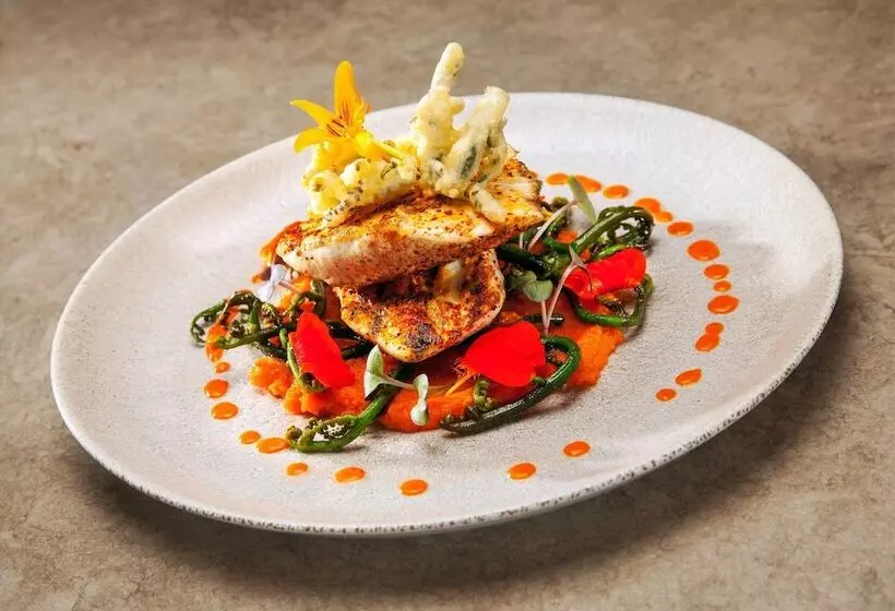 Mauna Kea Beach Hotel, Autograph Collection