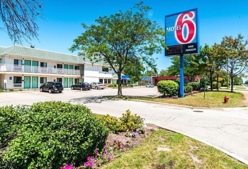 Motel 6 Schiller Park, Il   Chicago O Hare