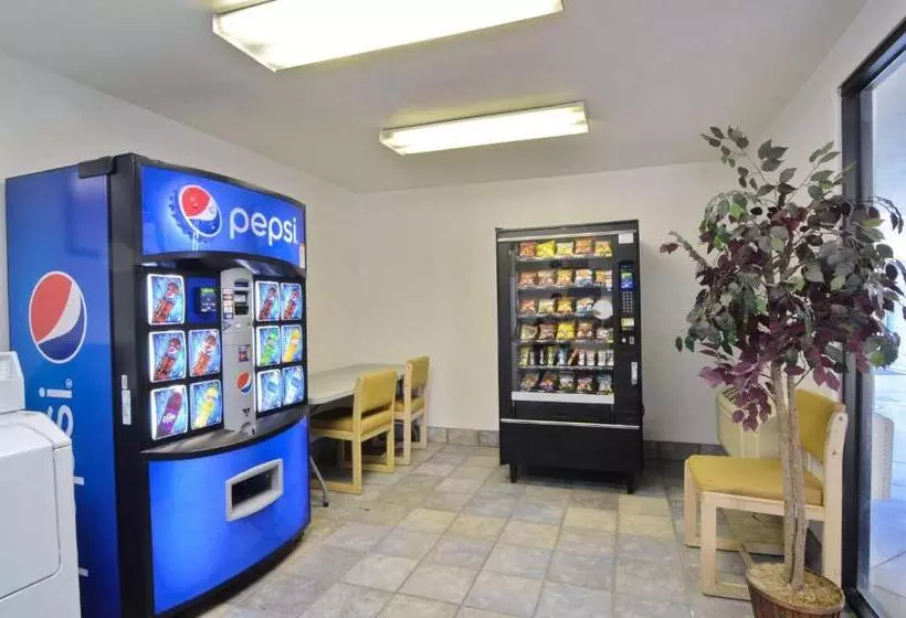 Motel 6 Palm Springs, Ca   East   Palm Canyon