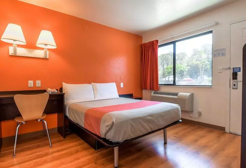 Motel 6 San Diego, Ca   Hotel Circle   Mission Valley