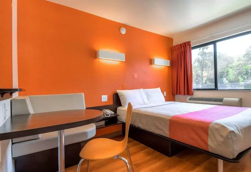 Motel 6 San Diego, Ca   Hotel Circle   Mission Valley