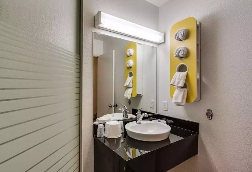 Motel 6 Spokane, Wa  West