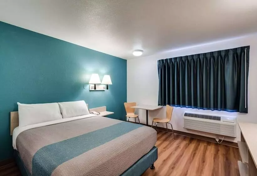 Motel 6 Spokane, Wa  West