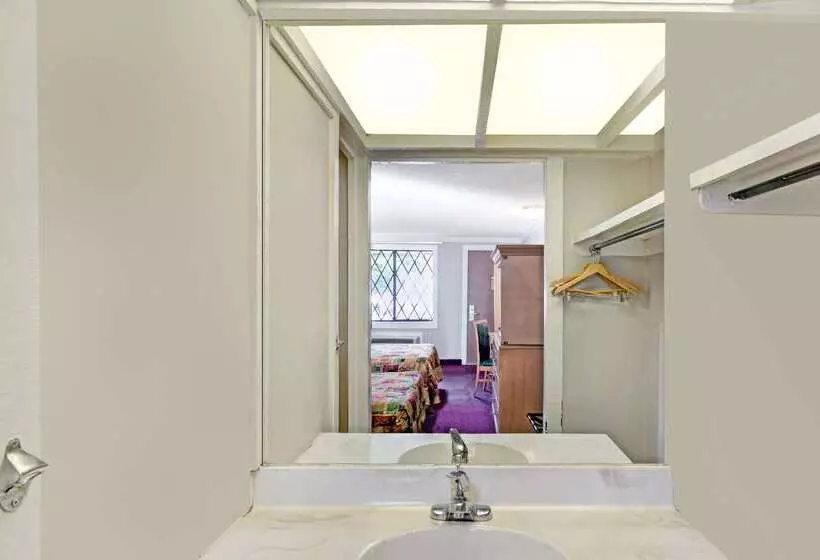 모텔 Knights Inn Austell