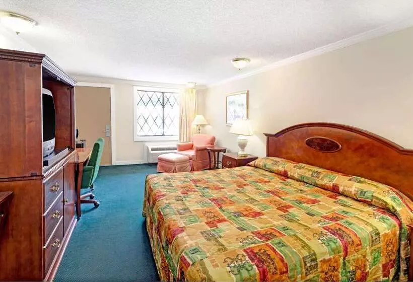 모텔 Knights Inn Austell