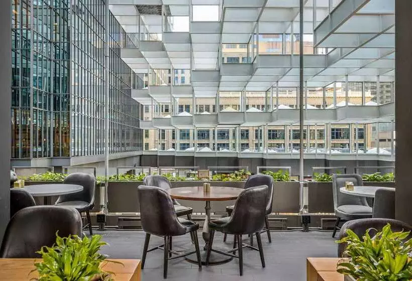 The Marquette Hotel, Curio Collection By Hilton