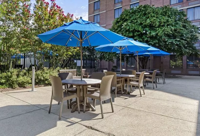 ホテル Comfort Inn Conference Center