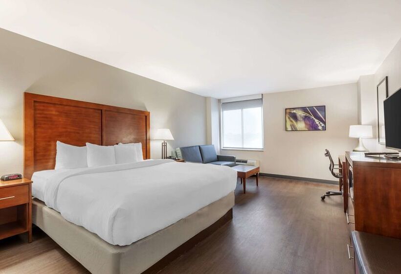 فندق Comfort Inn Conference Center