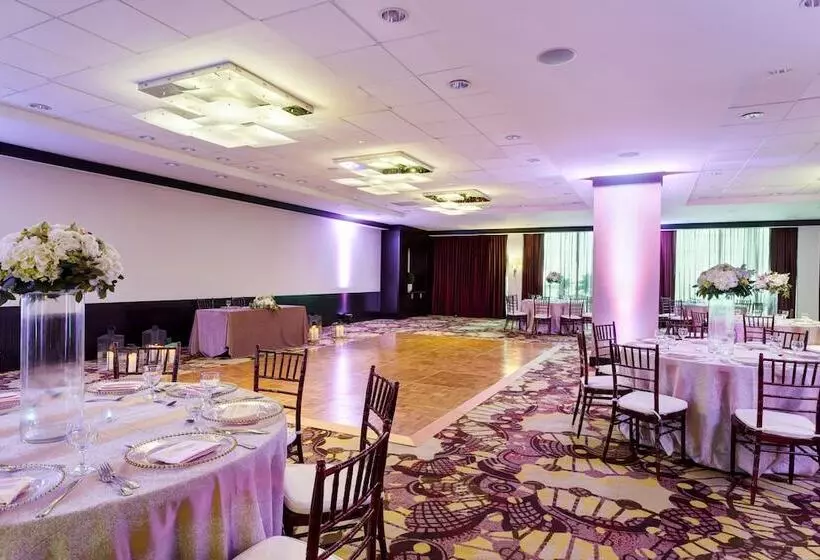 فندق Crowne Plaza Houston Galleria Area, An Ihg