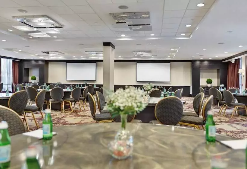 فندق Crowne Plaza Houston Galleria Area, An Ihg