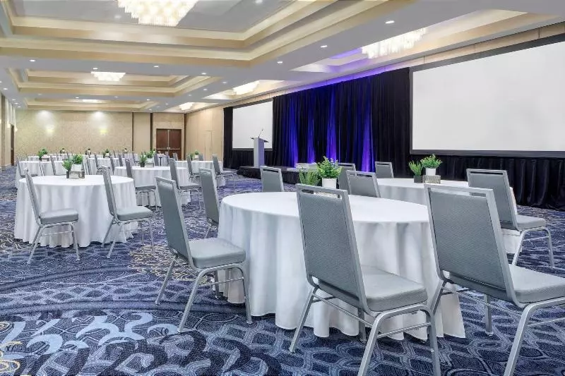 Delta Hotels By Marriott Philadelphia Airport