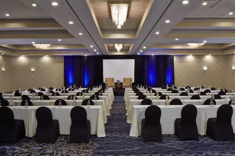 Delta Hotels By Marriott Philadelphia Airport