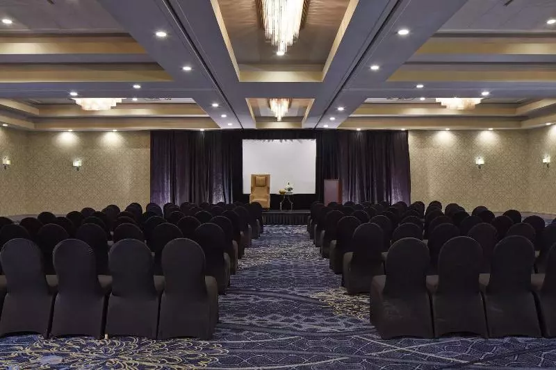 Delta Hotels By Marriott Philadelphia Airport