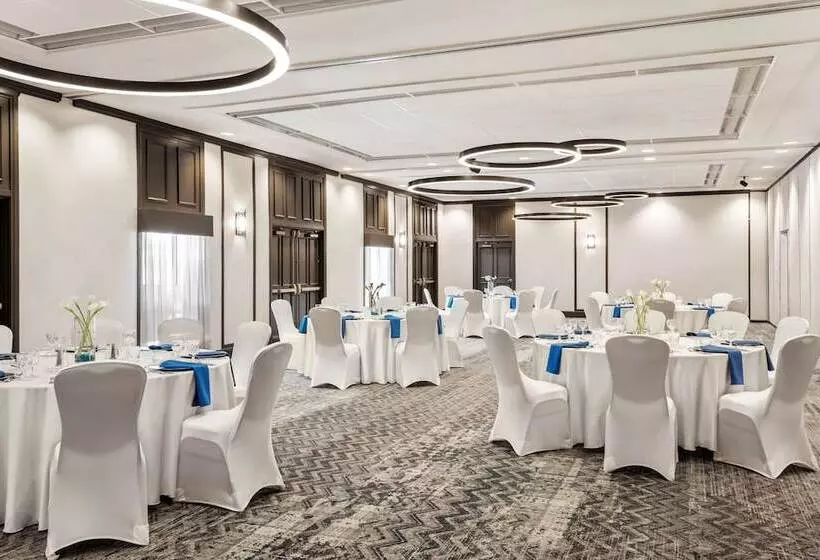 Delta Hotels By Marriott Burlington