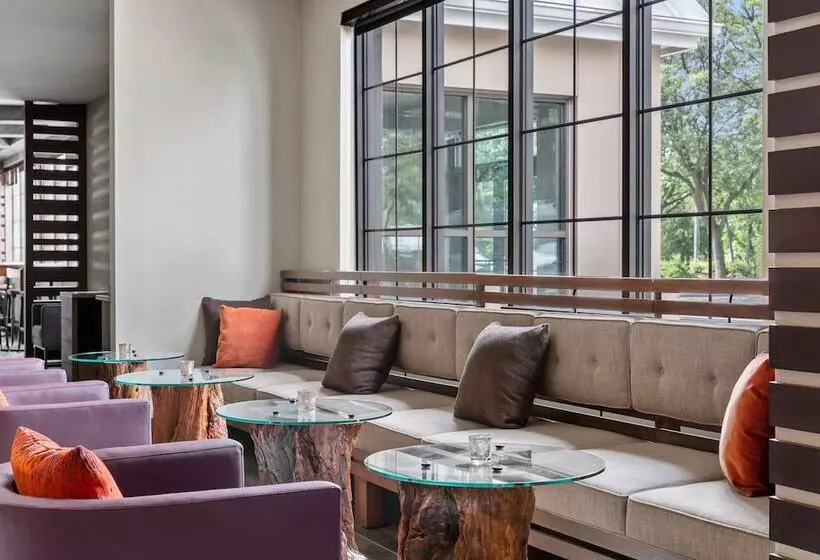 Delta Hotels By Marriott Burlington