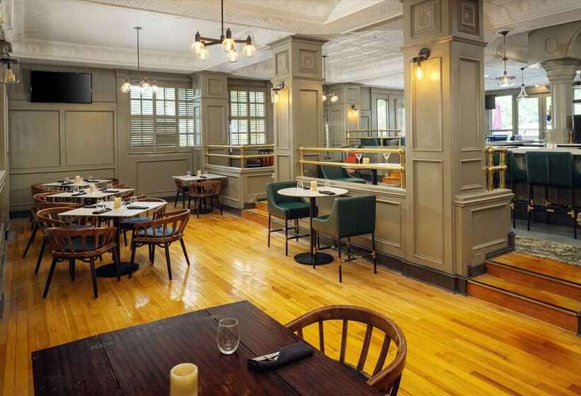 فندق Embassy Suites By Hilton Orlando North