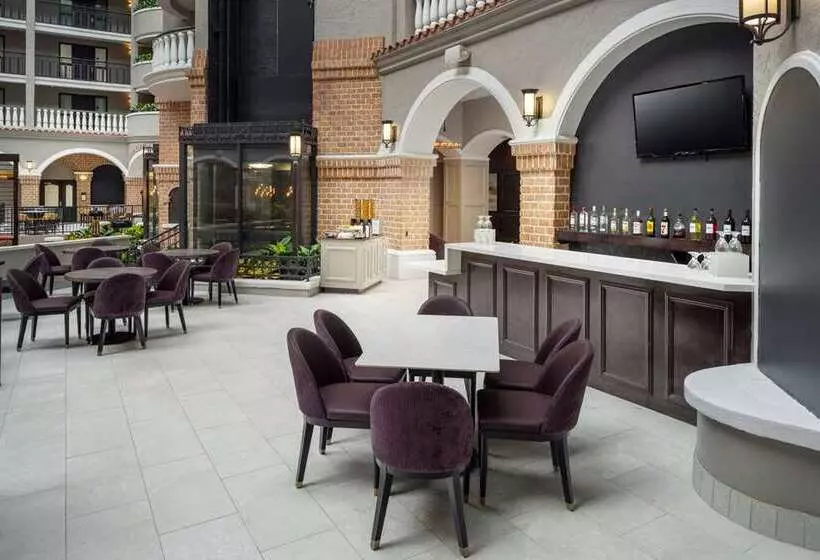 فندق Embassy Suites By Hilton Orlando North