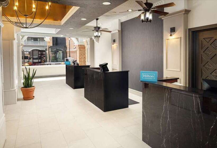 فندق Embassy Suites By Hilton Orlando North