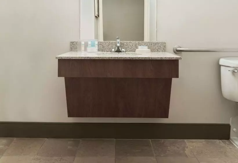 호텔 Hampton Inn Danbury