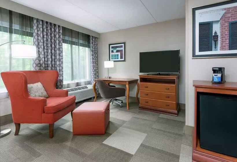 호텔 Hampton Inn Danbury