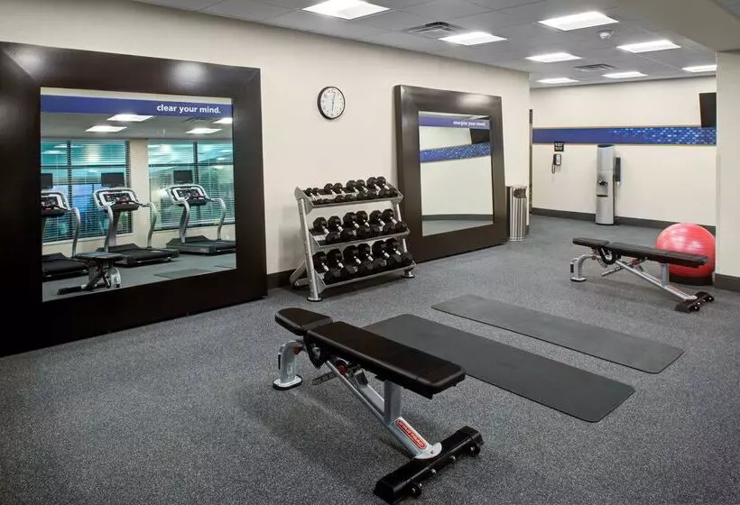 هتل Hampton Inn & Suites Syracuse North Airport Area