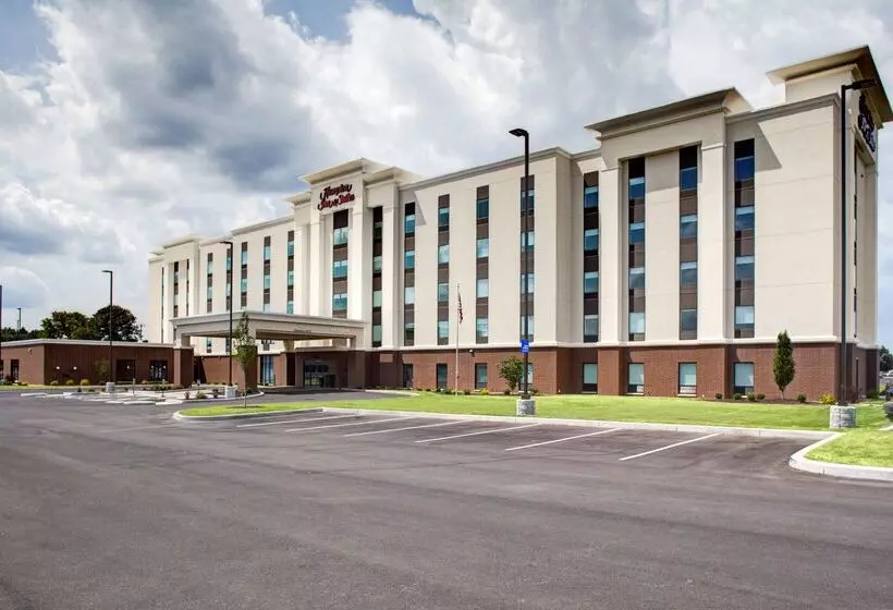 هتل Hampton Inn & Suites Syracuse North Airport Area