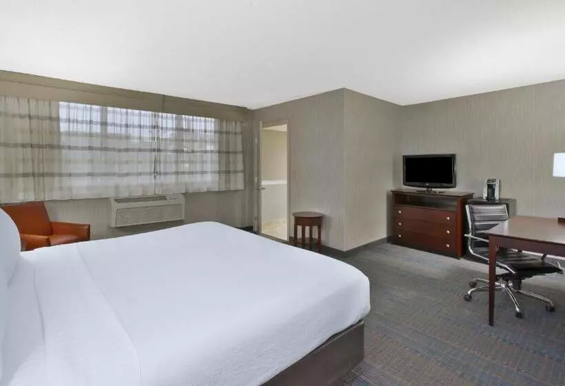 בית מלון כפרי Holiday Inn Columbus Dwtn Capitol Square, An Ihg